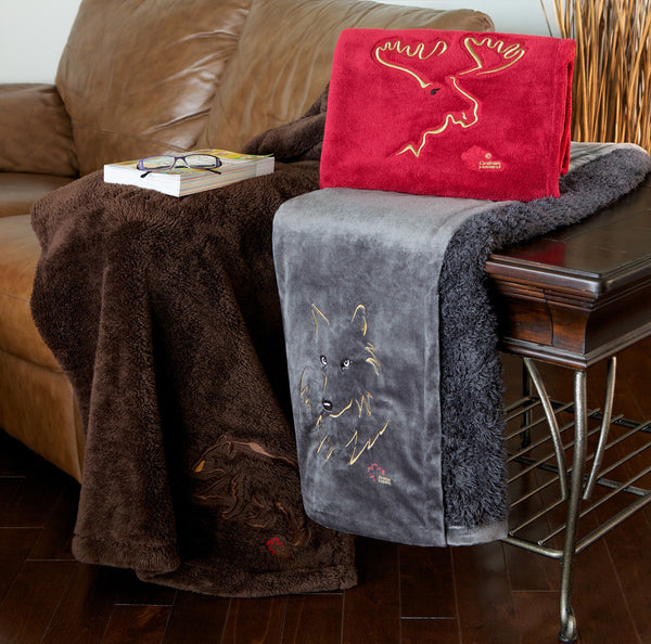 Graham Howard© "Wolf" Velura™ Throw Blanket - Evergreen