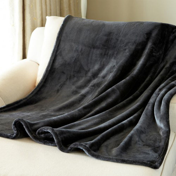 Plushera™ Throw Blankets|2 Colors|Decorating Option