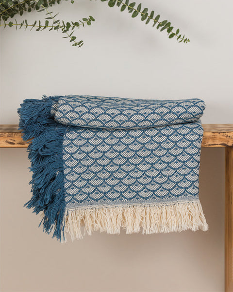 Scalloped Blue Woven Cotton Throw Blanket